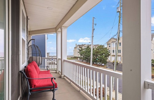 Long Branch House | 9 Guest Beachfront Oasis in Long Branch NJ