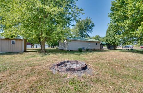 Montrose House | 9 Mi to Effingham Pet-Friendly Rural Escape