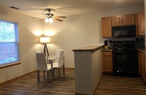 Bloomington Apartment | 92 m² Apartment ∙ 3 bedrooms ∙ 6 guests
