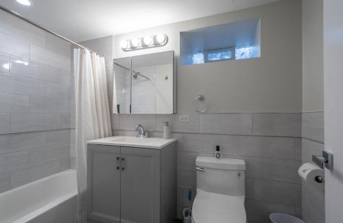 West Ridge Apartment | A Charming Modern Chic Basement Apartment