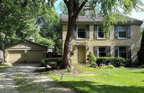 Kankakee House | A Sweet Escape
