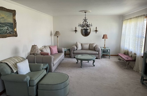 Harrisburg House | A Wonderful 3 Bedroom House Close to the Shawnee National Forest !