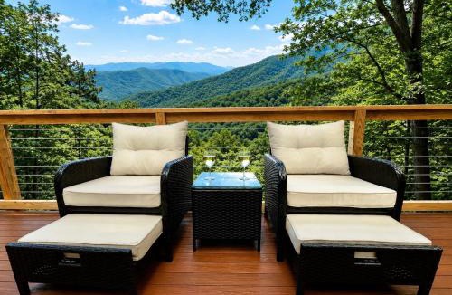Franklin House | Above the Clouds Cabin