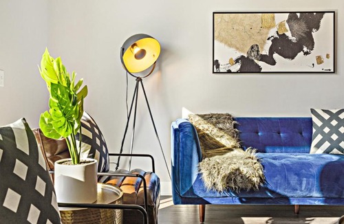 Forestview Apartment | Absolutely Beautiful and Artsy 2BR Apartment in Oakbrook OAK18