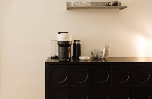 Dixon House | Aesthetic 2-bedroom house in welcoming Dixon near downtown Dixon.