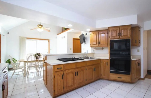 University Park House | Agape Green Estate for Vacationers and Visionariesnn