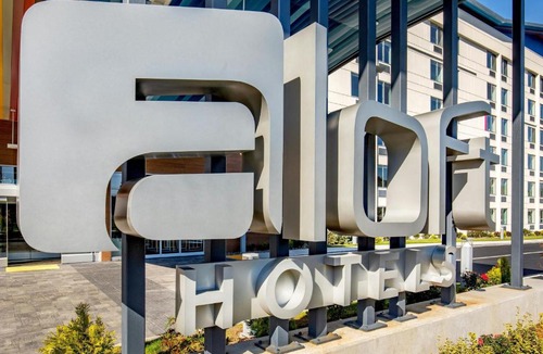 Framingham Hotel | Aloft by Marriott Framingham
