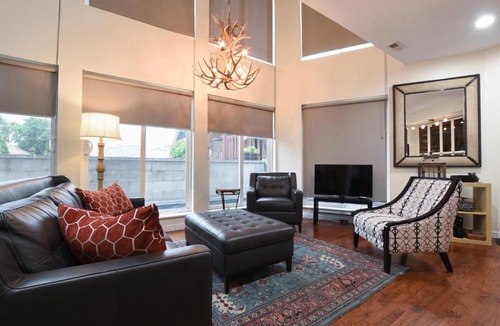 West Bucktown House | Amazing City Getaway. Perfect for Entertaining!