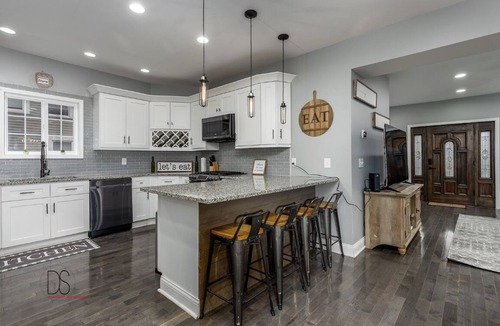 Ottawa Villa | Amazing Victorian Home Located in Ottawa