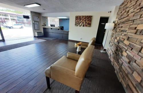 Moline Hotel | Americas Best Value Inn Moline