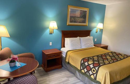 West Frankfort Hotel | Americas Best Value Inn West Frankfort