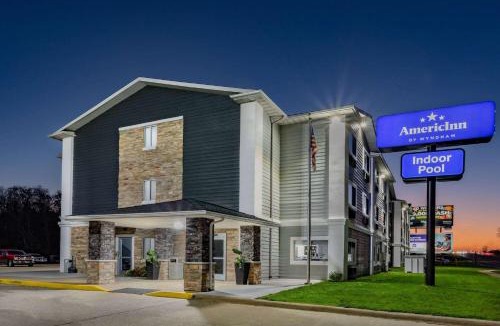Quincy Hotel | AmericInn by Wyndham Quincy