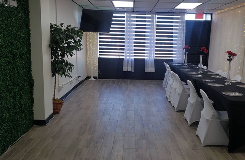 Frankfort House | An Intimate & cozy event space