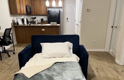 Berwyn Apartment | Apartment in Berwyn