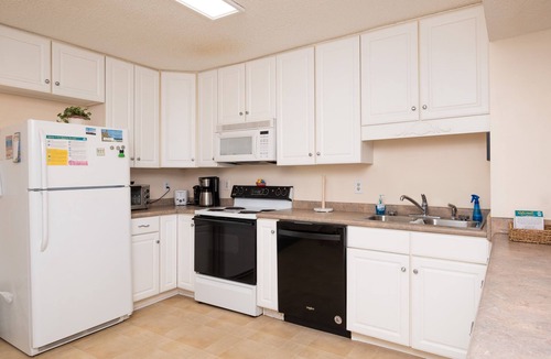 Long Beach House | Apt Not: Comfortable, Open Home One Block from Beach with Screened Porch