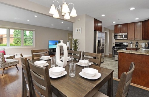 Arlington Heights House | Arlington Heights Rental