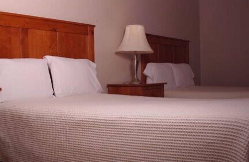 Arthur Hotel | Arthur's Country Inn
