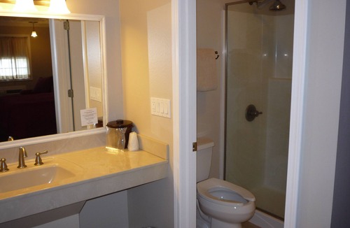 Arthur Hotel | Arthur's Country Inn