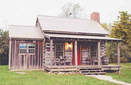 Jacksonville Cabin | Audrey's Abode - Restored log cabin, country setting, minutes from Jacksonvillen