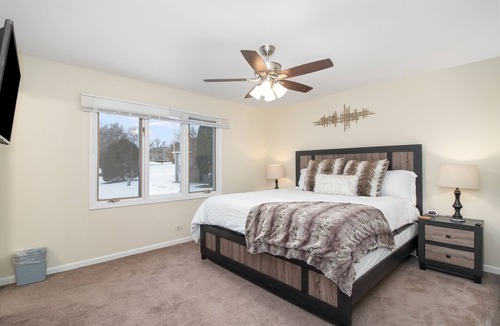 Aurora House | Aurora FHS Rental - Lehnertz