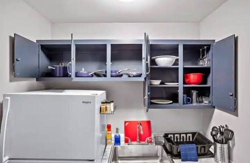 Aurora Apartment | Aurora Gem: Cozy Studio, near Downtown Aurora