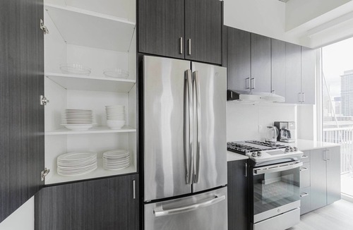Old Town Apartment | Awesome Old Town 2BR Gym, W/D, Rooftop & A/C, by Blueground