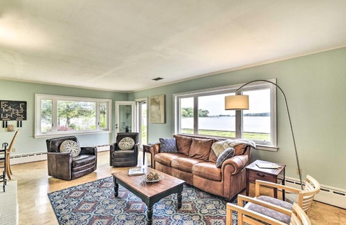 Davis Wharf House | Bayfront Retreat w/Game Room + Outdoor Pool!