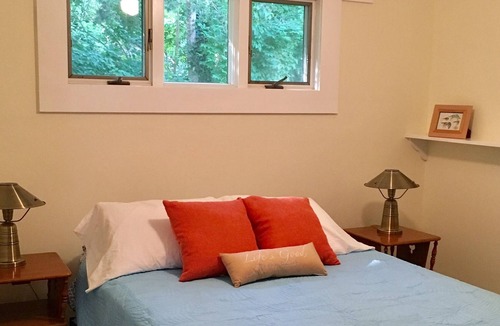 Guilford House | Beachfront Getaway ~ Private Beach ~ Gorgeous Water & Sunset Views
