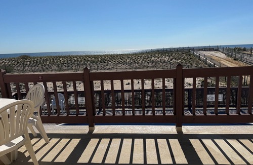 Point Pleasant Beach Hotel | Beachfront Apartment With Balcony & Views