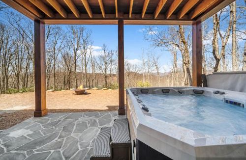 Boone House | Bear Necessities On Grandview