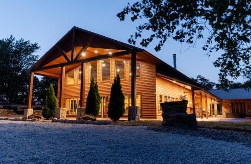 Huntsville House | Bearshield Lodge