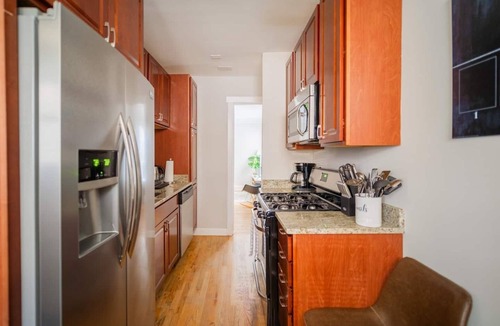 Ravenswood House | ✨|Beautiful|Comfy|1br|✨LincolnSq.|Near Wrigley| ✨