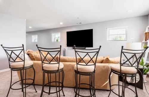 River Grove Apartment | Beautiful & Cozy 1bd/1b Near O’Hare & Metra (MD-W)