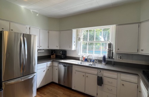 Evanston House | Beautiful Historic Colonial 5 bedroom