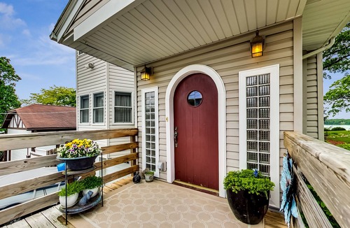 Round Lake House | Beautiful Huge Lakefront Remodeled Home with Incredible Views