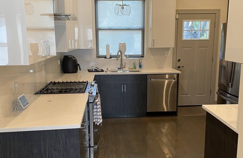 Woodlawn House | Beautiful newly renovated townhome, very quite, safe, centralized location.n