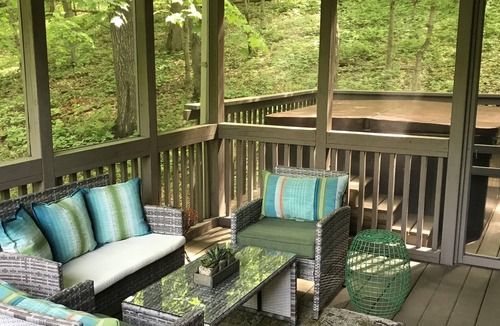 The Galena Territory House | Beautiful Private Eco-Friendly 3 Level Home Nestled in Woods Hot Tub Galena