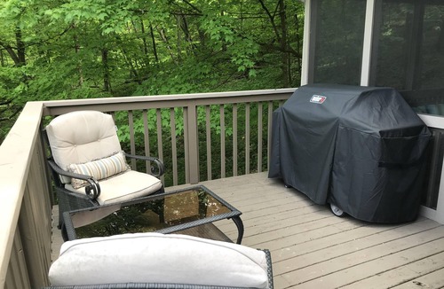 The Galena Territory House | Beautiful Private Eco-Friendly 3 Level Home Nestled in Woods Hot Tub Galena