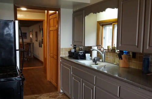 Patterson Cabin | Beautiful secluded lodge with a breathtaking view!