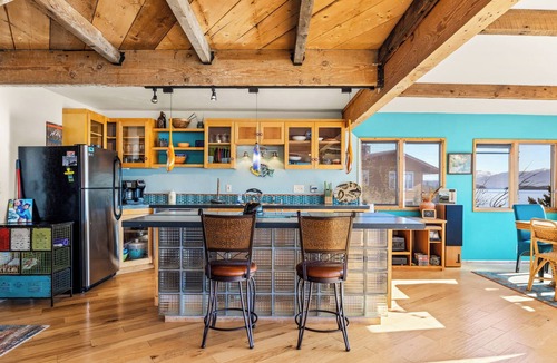 Northwest Montana - Glacier National Park House | Beautiful & unique home with large windows and deck that overlook Flathead Lake