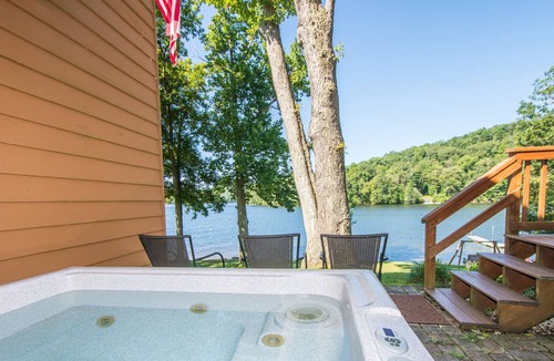 McHenry House | Beautiful Views from this Conveniently Located Townhome w/ Easy Dock Access!