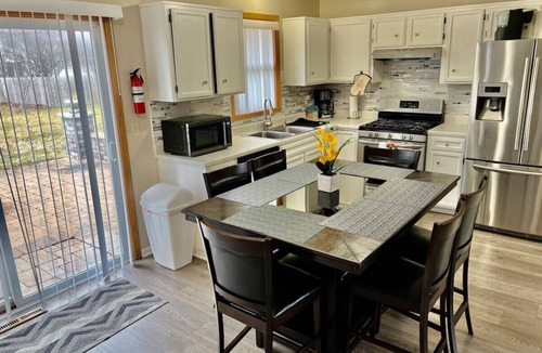 Belvidere House | Beautiful10-Person Home Game Room Pet Friendly