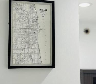 Grand Boulevard House | Beautifully Renovated House 10 mins from Downtown