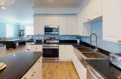 Cherry Grove Beach House | Bermuda D, Generous Space, Short Walk to Beach, Filing up quick!