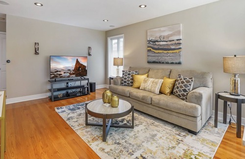 Forestview House | Berwyn Rental