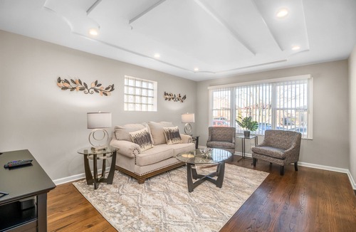 Cicero House | Berwyn Rental