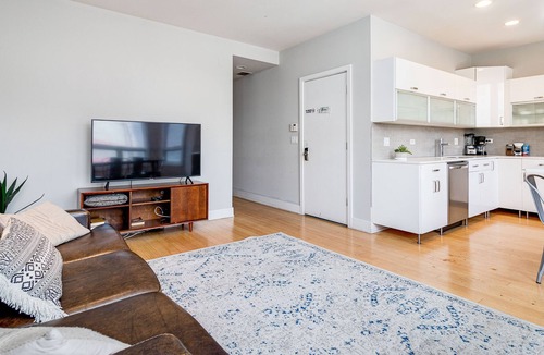 River North House | Best location downtown - River North near Mag Mile