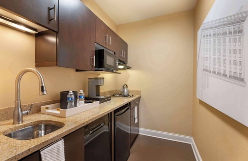 Boystown Hotel | Best Western Plus Hawthorne Terrace Hotel
