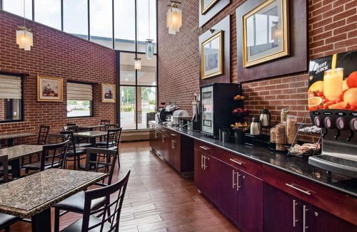 Shillington Hotel | Best Western Plus Reading Inn & Suites