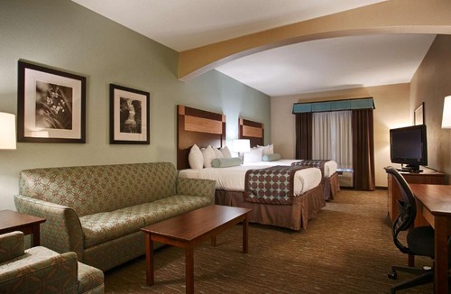 Texarkana Hotel | Best Western Plus Texarkana Inn and Suites